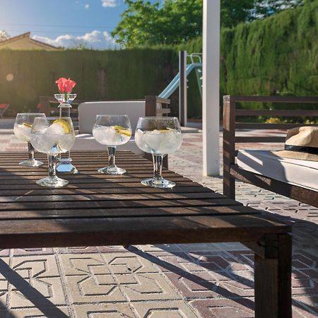 Villa Granada Garden Deluxe Моначил Екстериор снимка