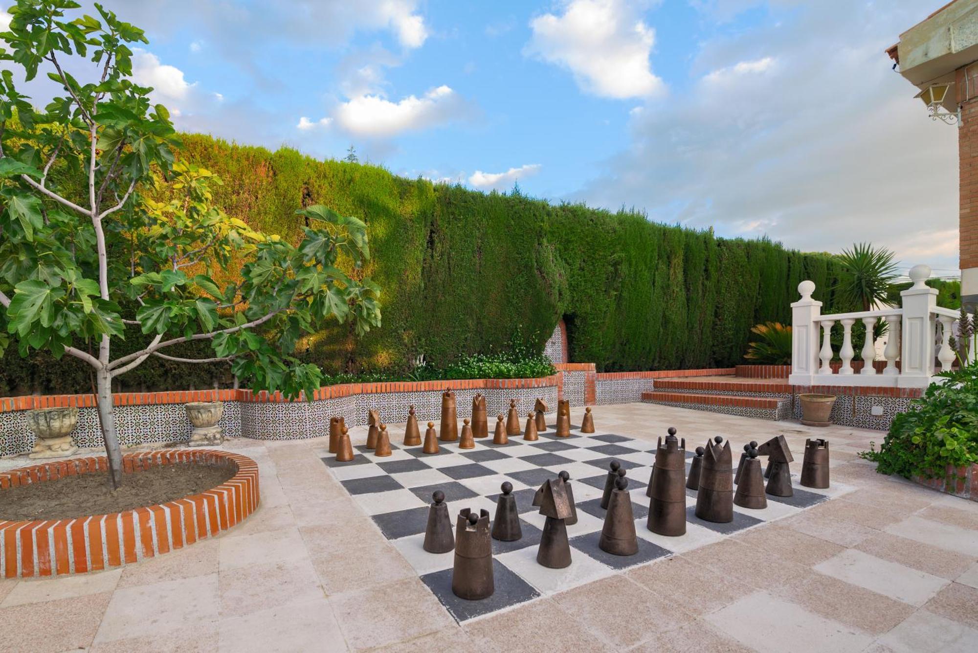 Villa Granada Garden Deluxe Моначил Екстериор снимка