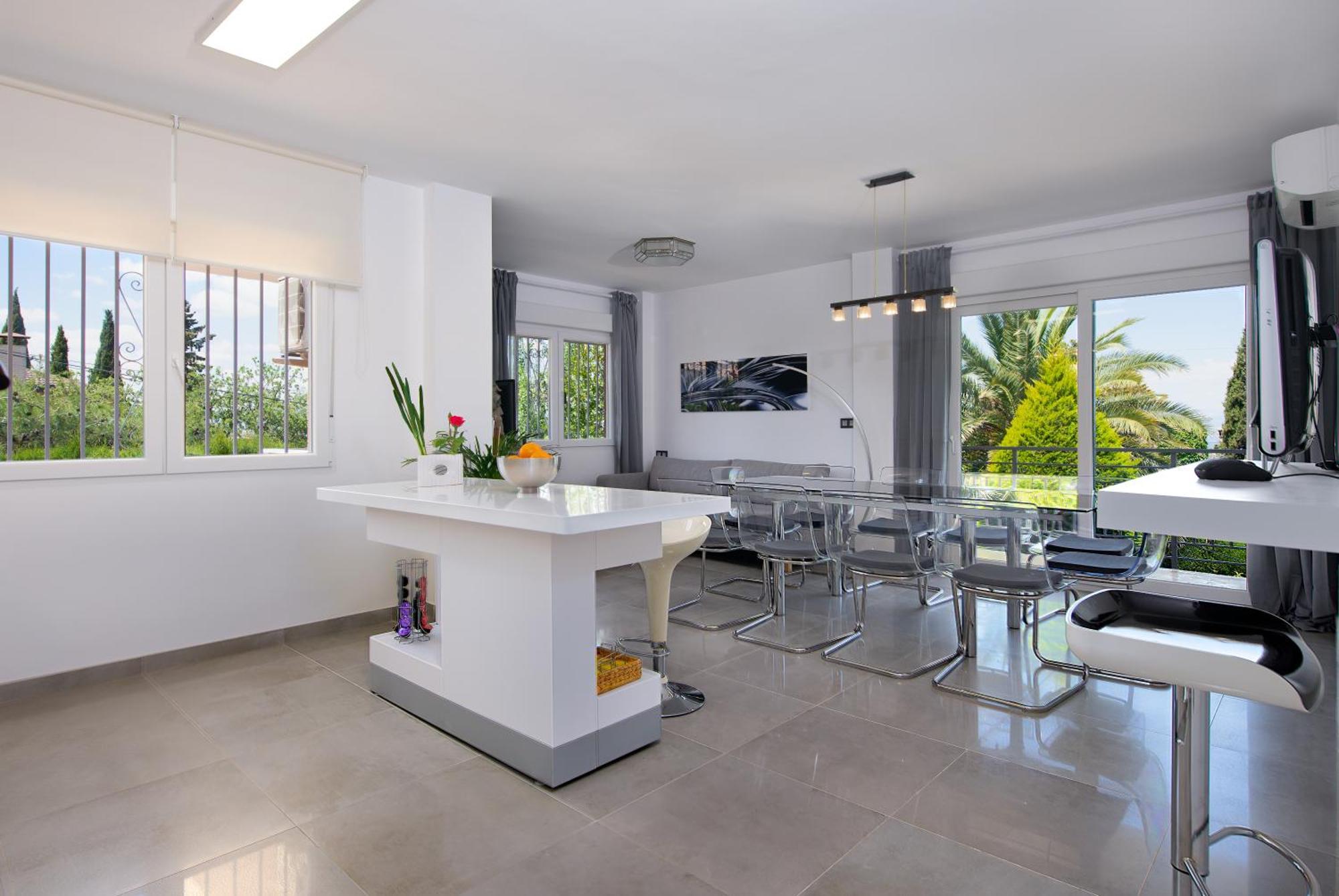 Villa Granada Garden Deluxe Моначил Екстериор снимка