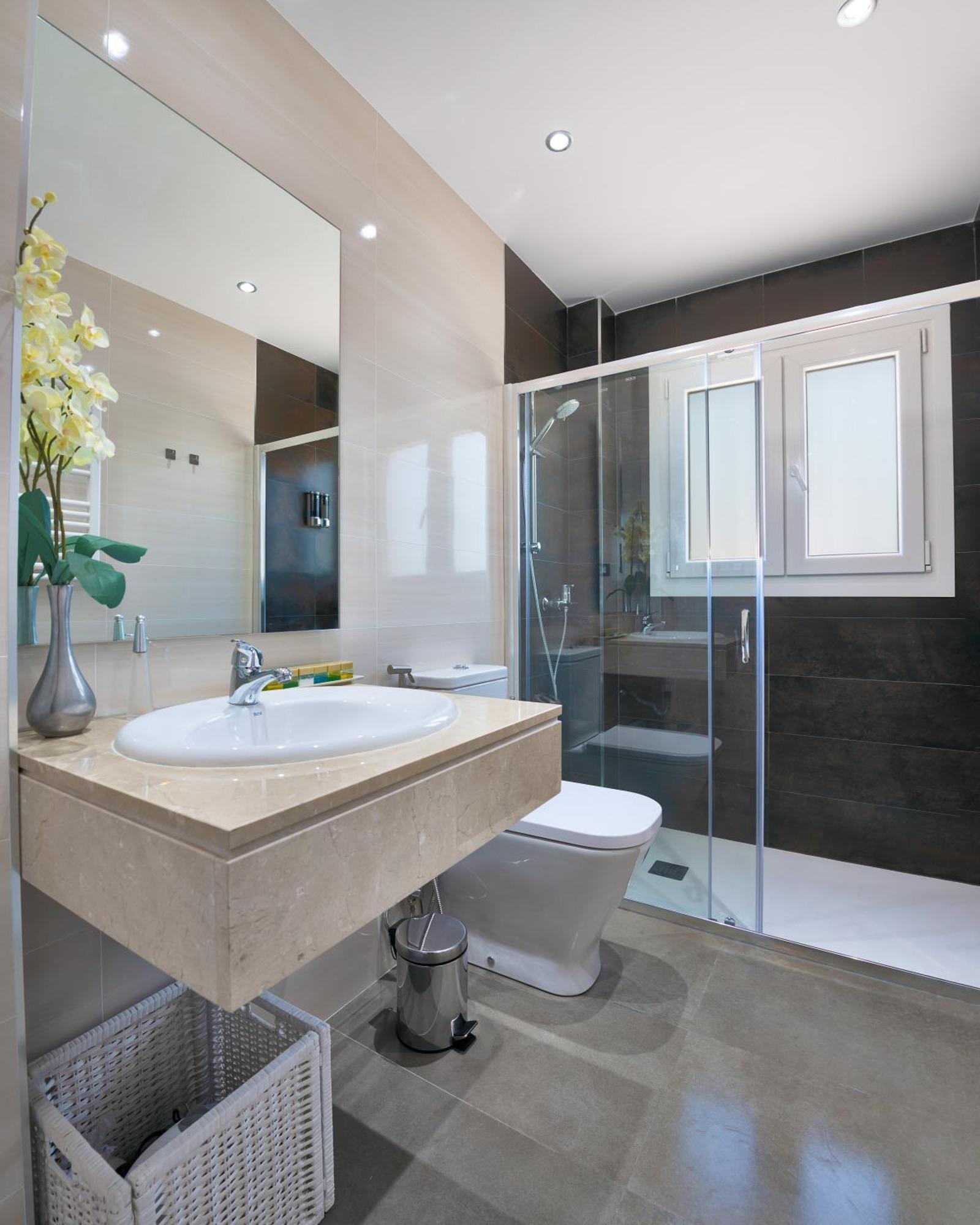 Villa Granada Garden Deluxe Моначил Екстериор снимка