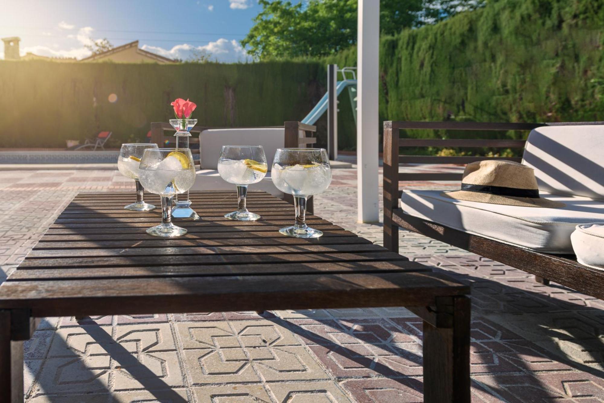Villa Granada Garden Deluxe Моначил Екстериор снимка