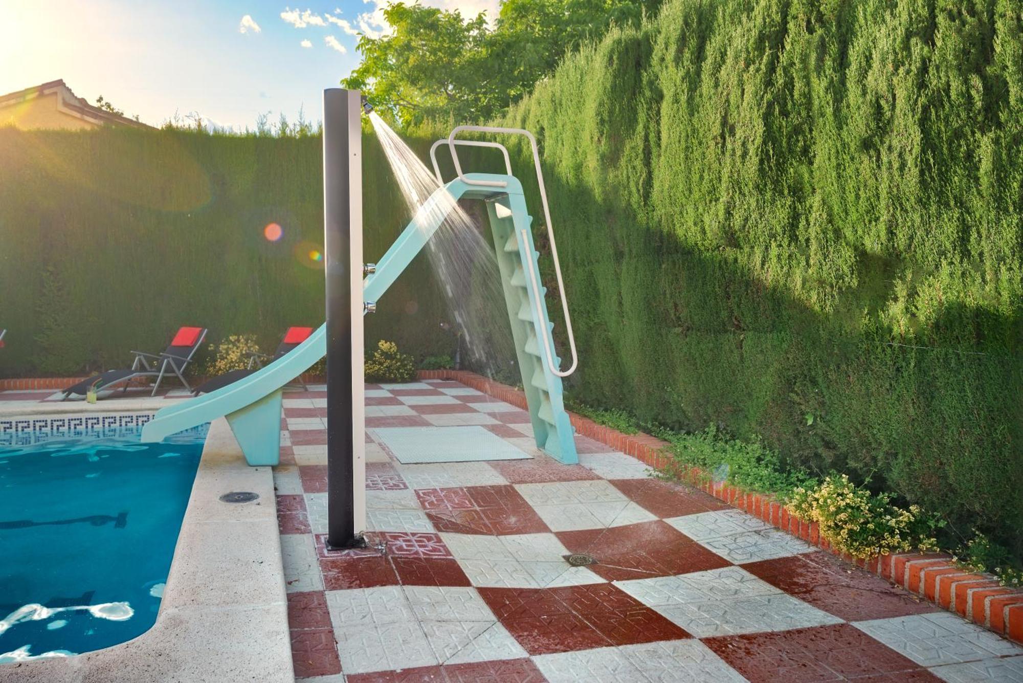Villa Granada Garden Deluxe Моначил Екстериор снимка
